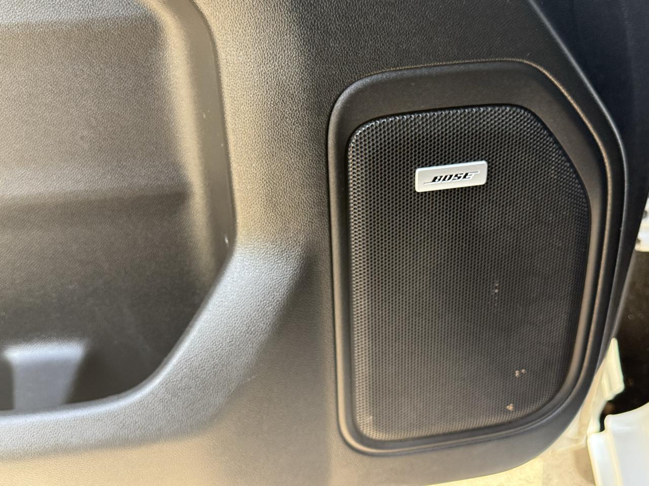 Chevrolet Silverado 1500 4WD Crew Cab 147" RST 2020