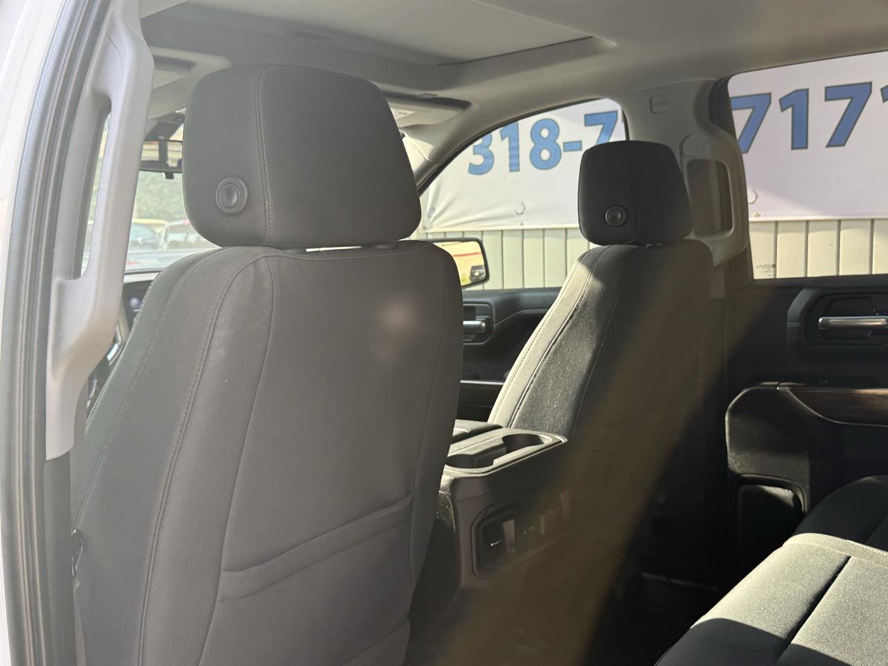 Chevrolet Silverado 1500 4WD Crew Cab 147" RST 2020