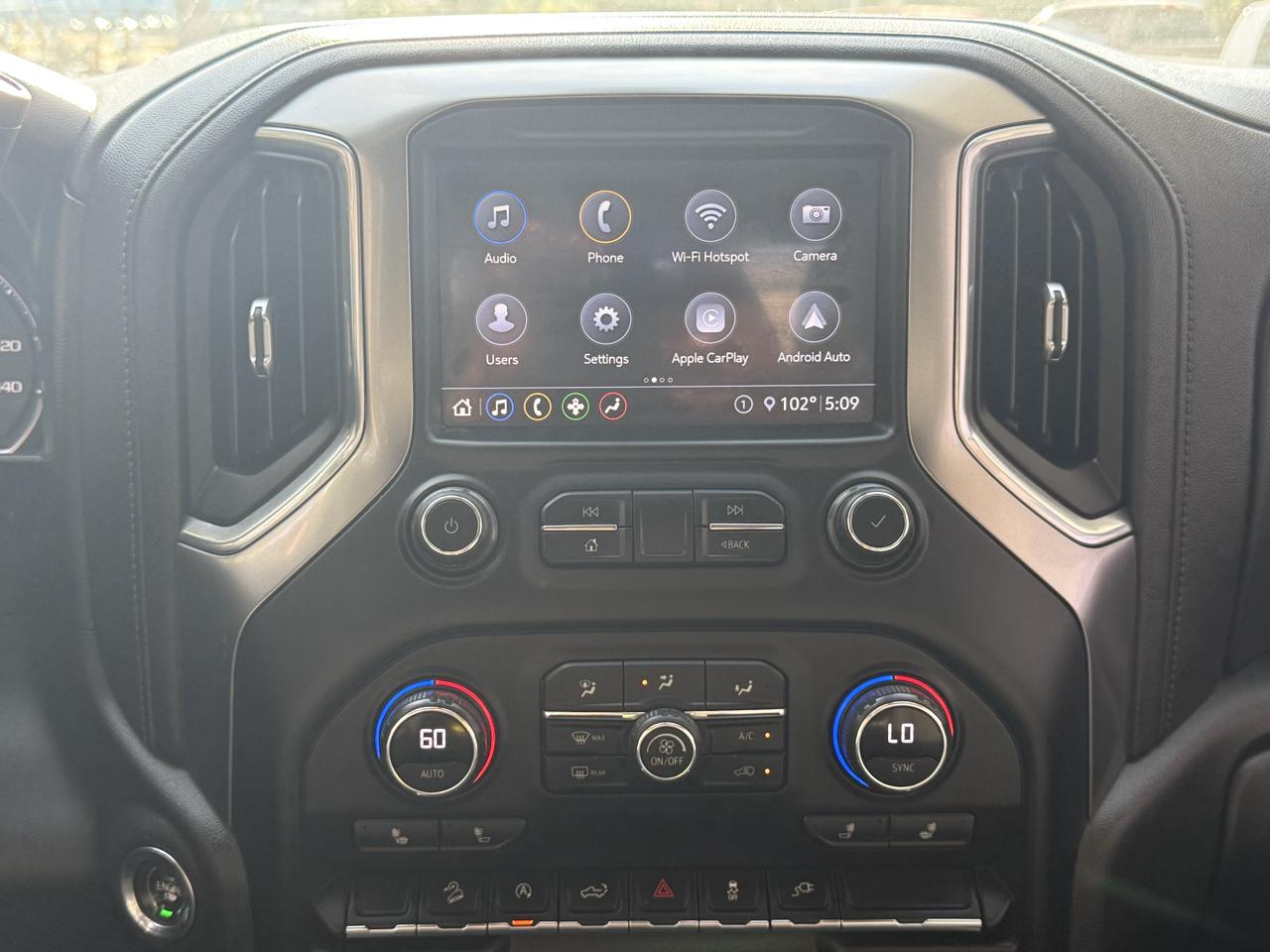 Chevrolet Silverado 1500 4WD Crew Cab 147" RST 2020