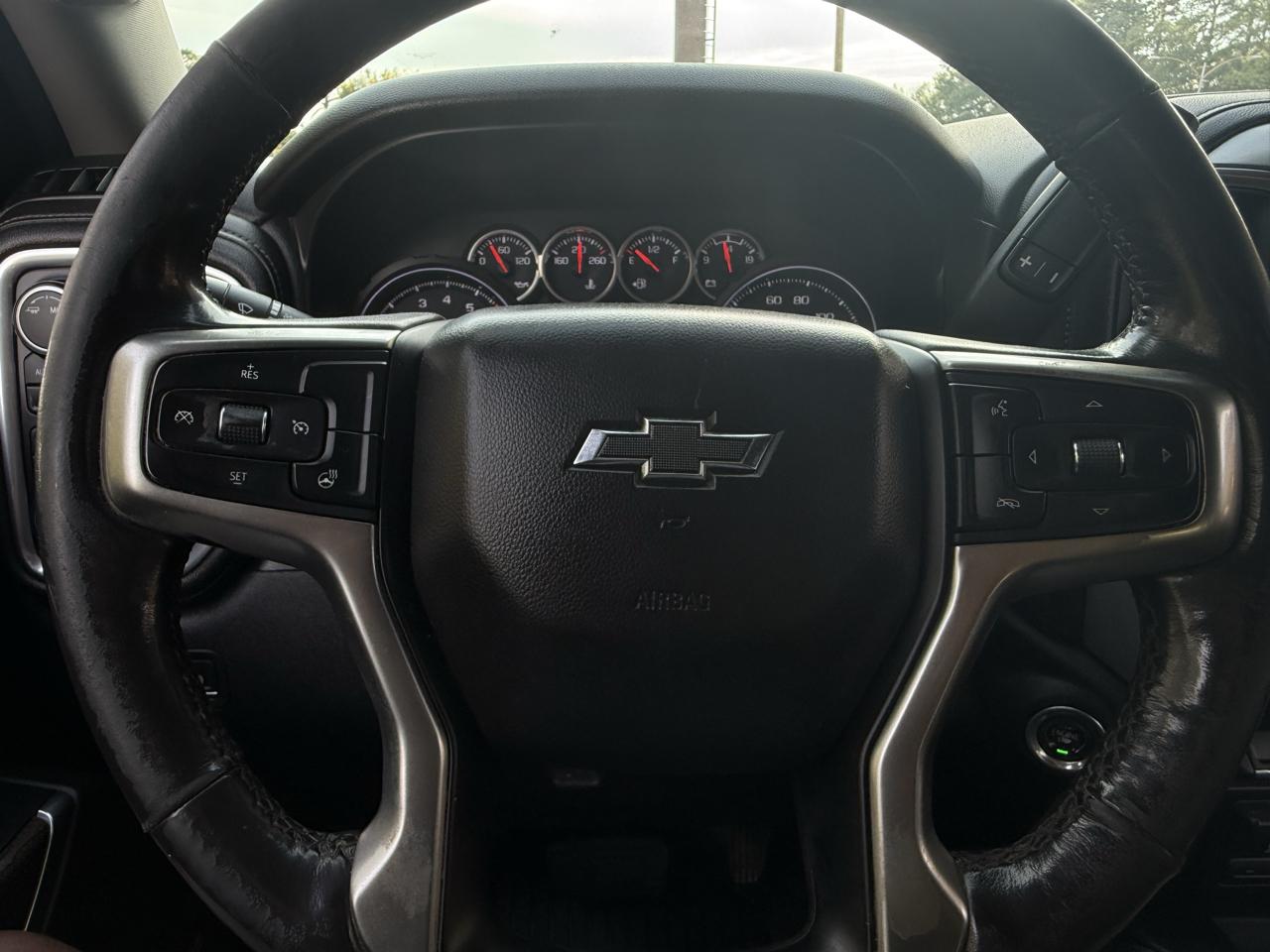 Chevrolet Silverado 1500 4WD Crew Cab 147" RST 2020