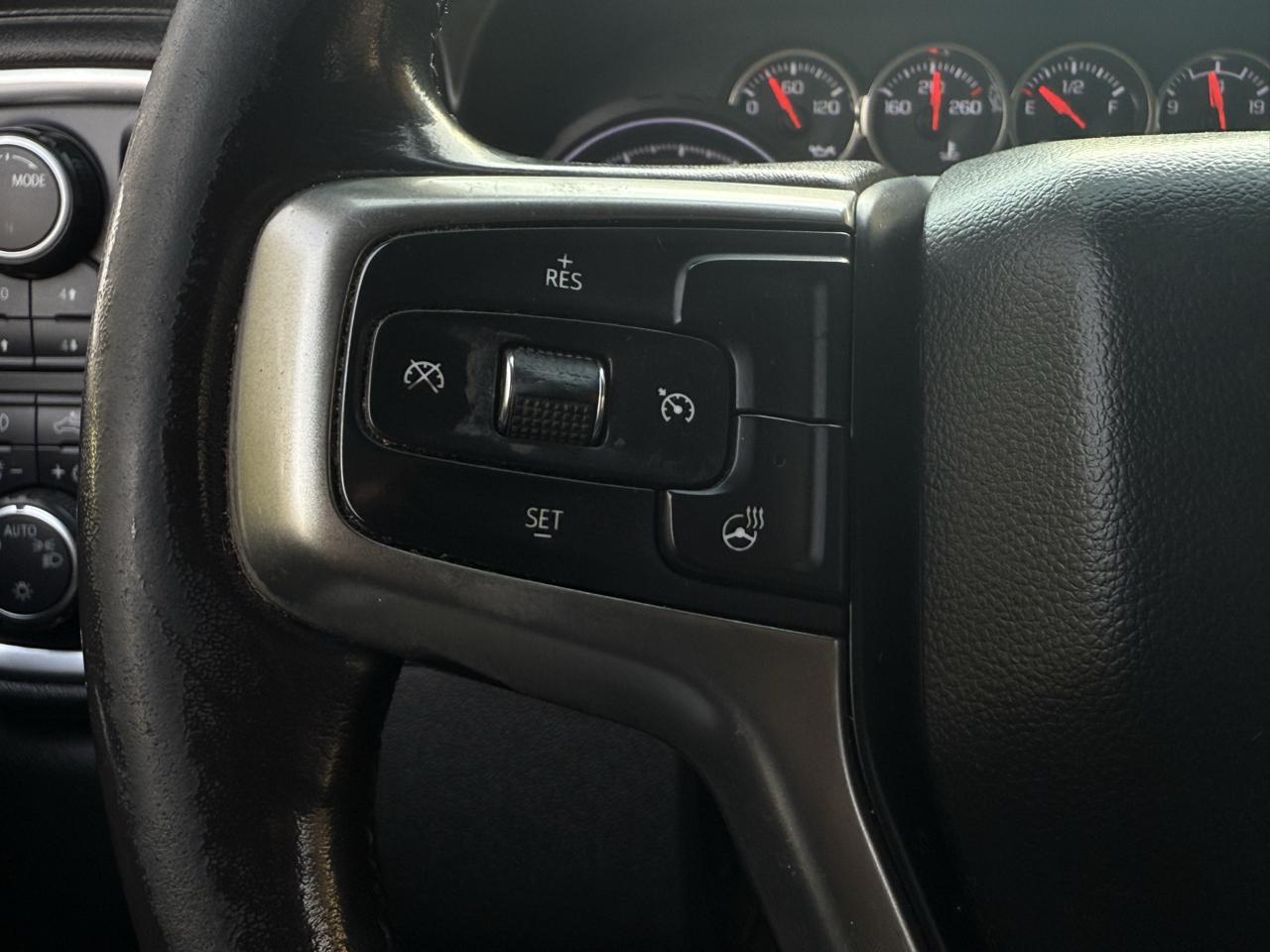 Chevrolet Silverado 1500 4WD Crew Cab 147" RST 2020
