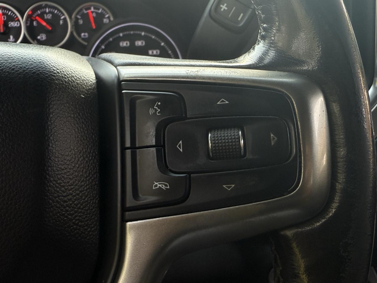 Chevrolet Silverado 1500 4WD Crew Cab 147" RST 2020