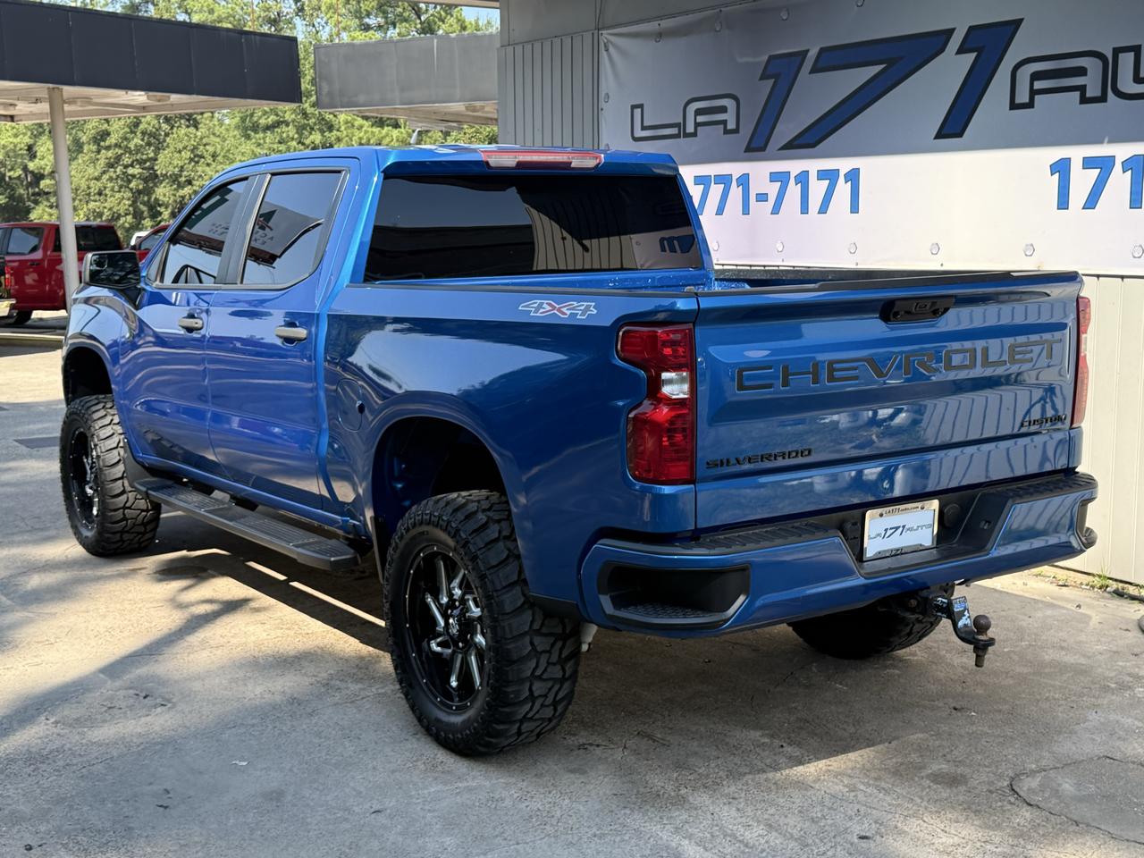 Chevrolet Silverado 1500 4WD Crew Cab 147" Custom 2022
