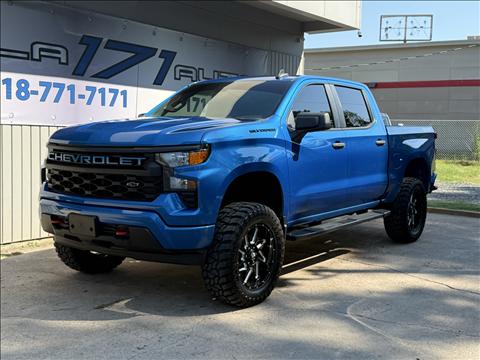 2022 Chevrolet Silverado 1500 4WD Crew Cab 147" Custom