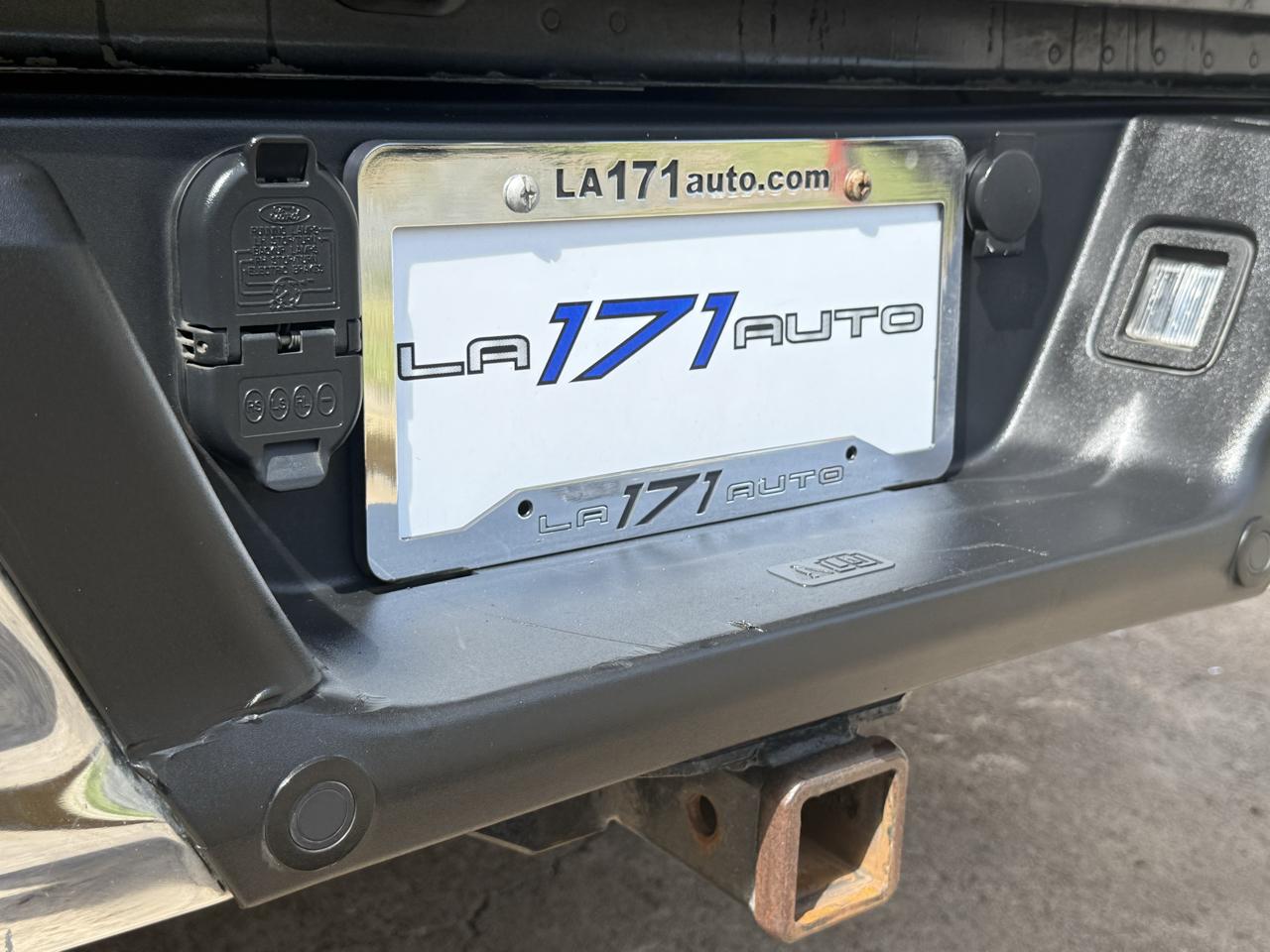 Ford F-150 Lariat 4WD SuperCab 8' Box 2019