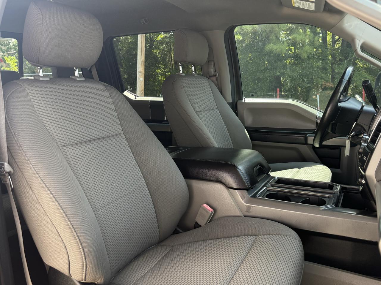 Ford F-150 Lariat 4WD SuperCab 8' Box 2019