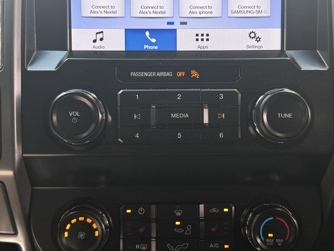 Ford F-150 Lariat 4WD SuperCab 8' Box 2019