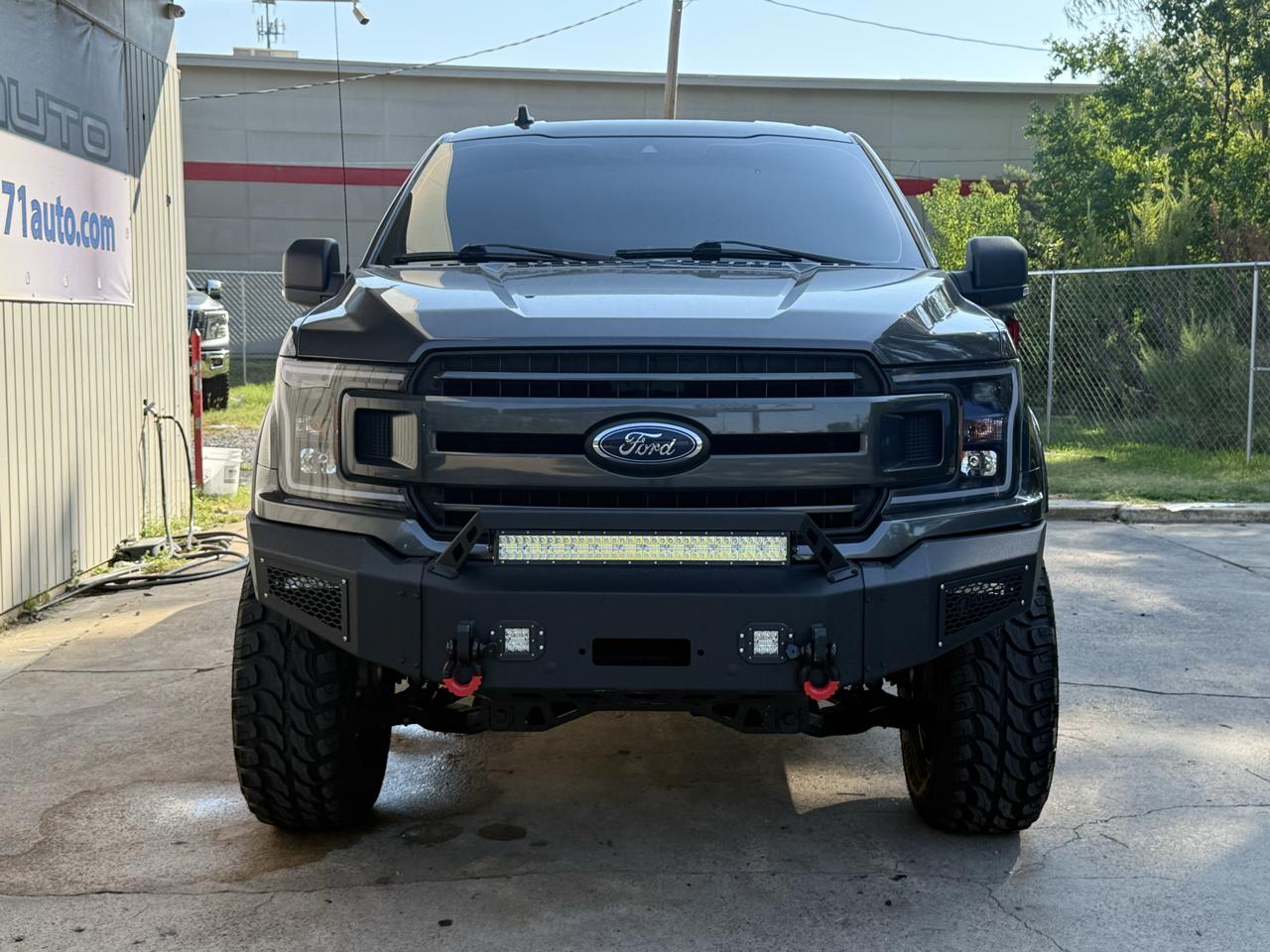 Ford F-150 Lariat 4WD SuperCab 8' Box 2019