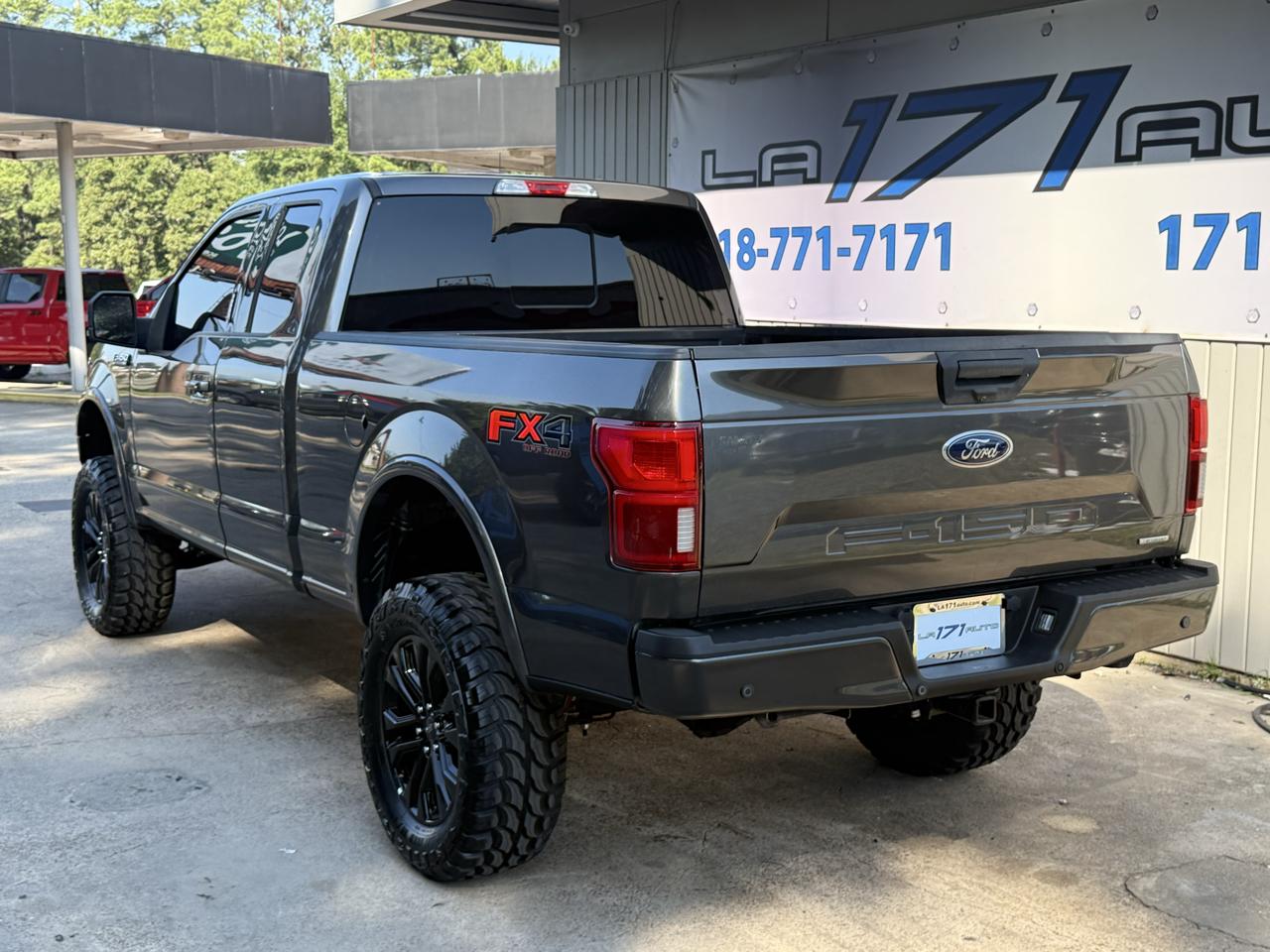 Ford F-150 Lariat 4WD SuperCab 8' Box 2019