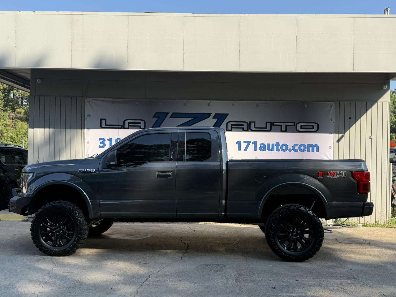 Ford F-150 Lariat 4WD SuperCab 8' Box 2019