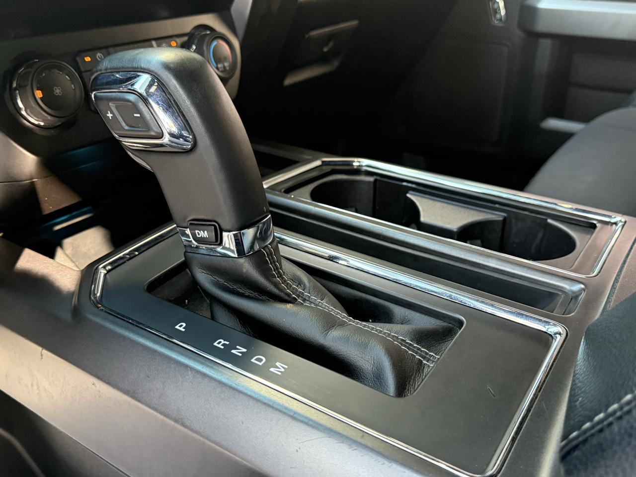 Ford F-150 Lariat 4WD SuperCab 8' Box 2019