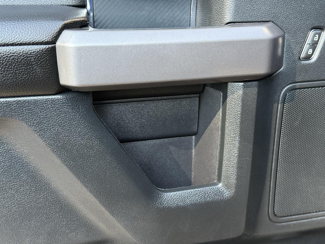 Ford F-150 Lariat 4WD SuperCab 8' Box 2019
