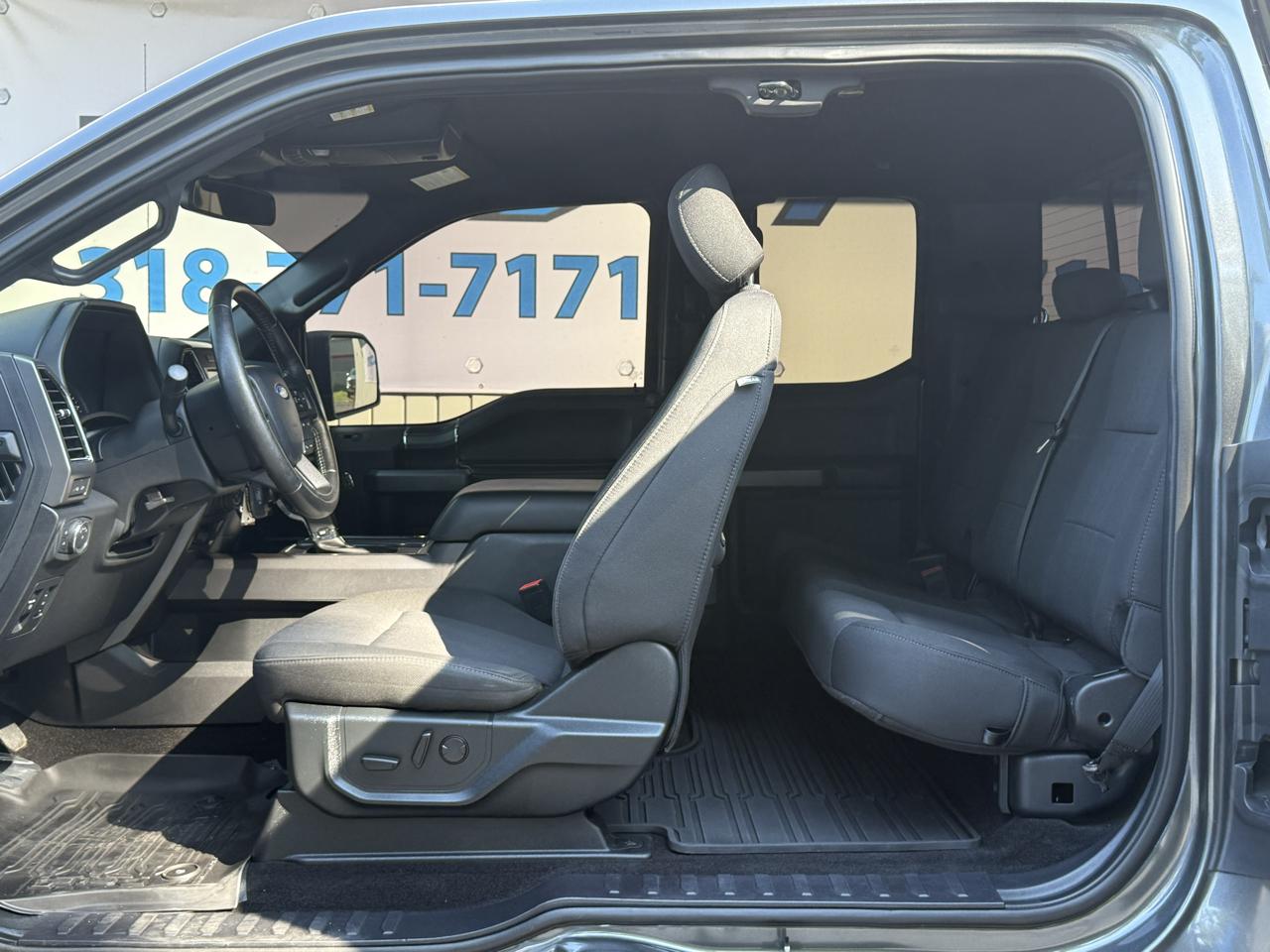 Ford F-150 Lariat 4WD SuperCab 8' Box 2019