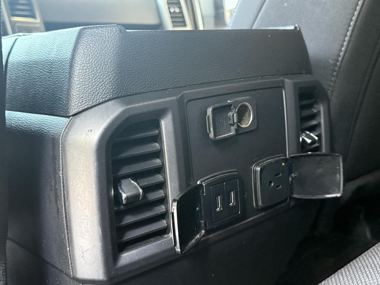 Ford F-150 Lariat 4WD SuperCab 8' Box 2019