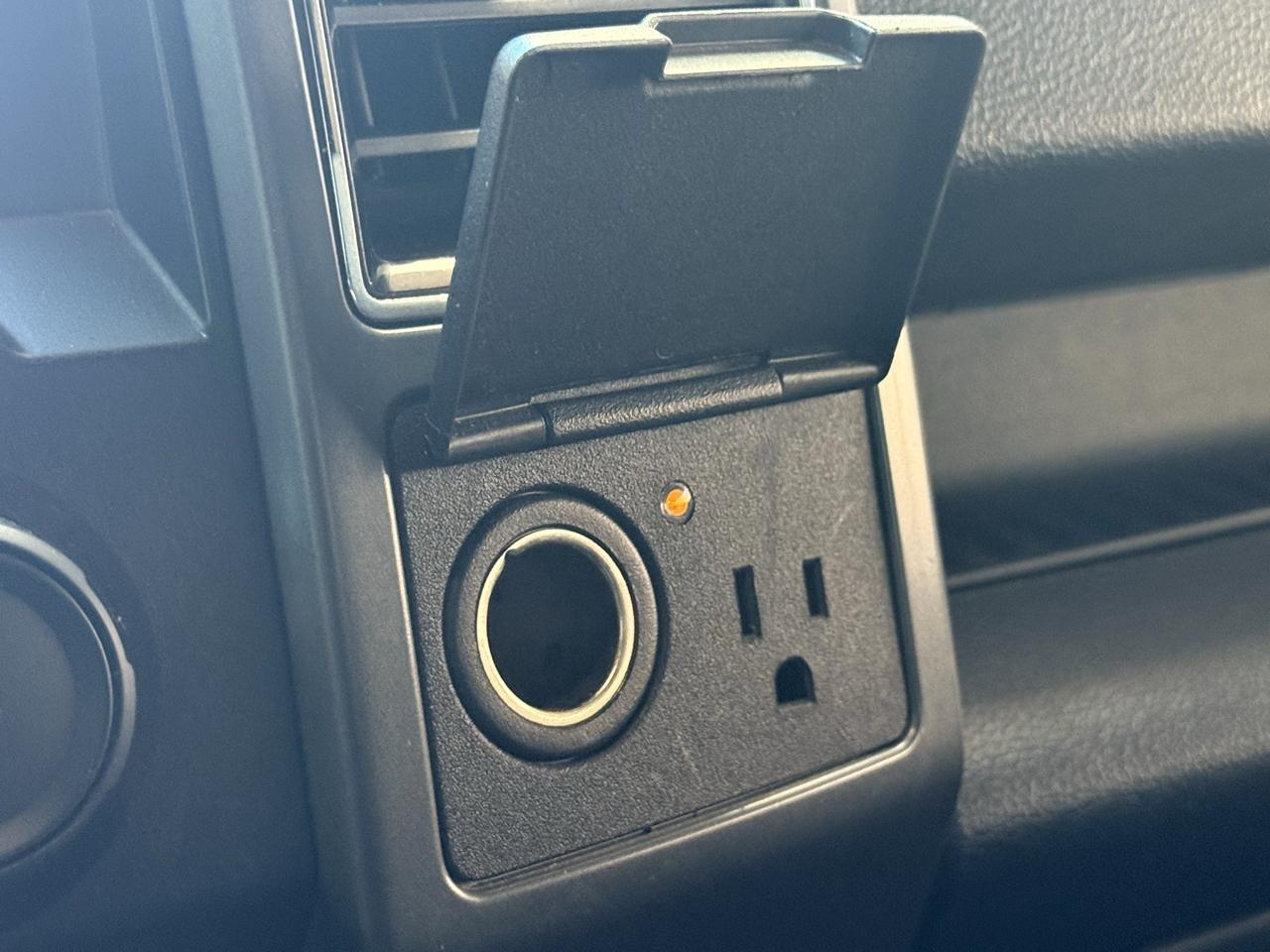 Ford F-150 Lariat 4WD SuperCab 8' Box 2019