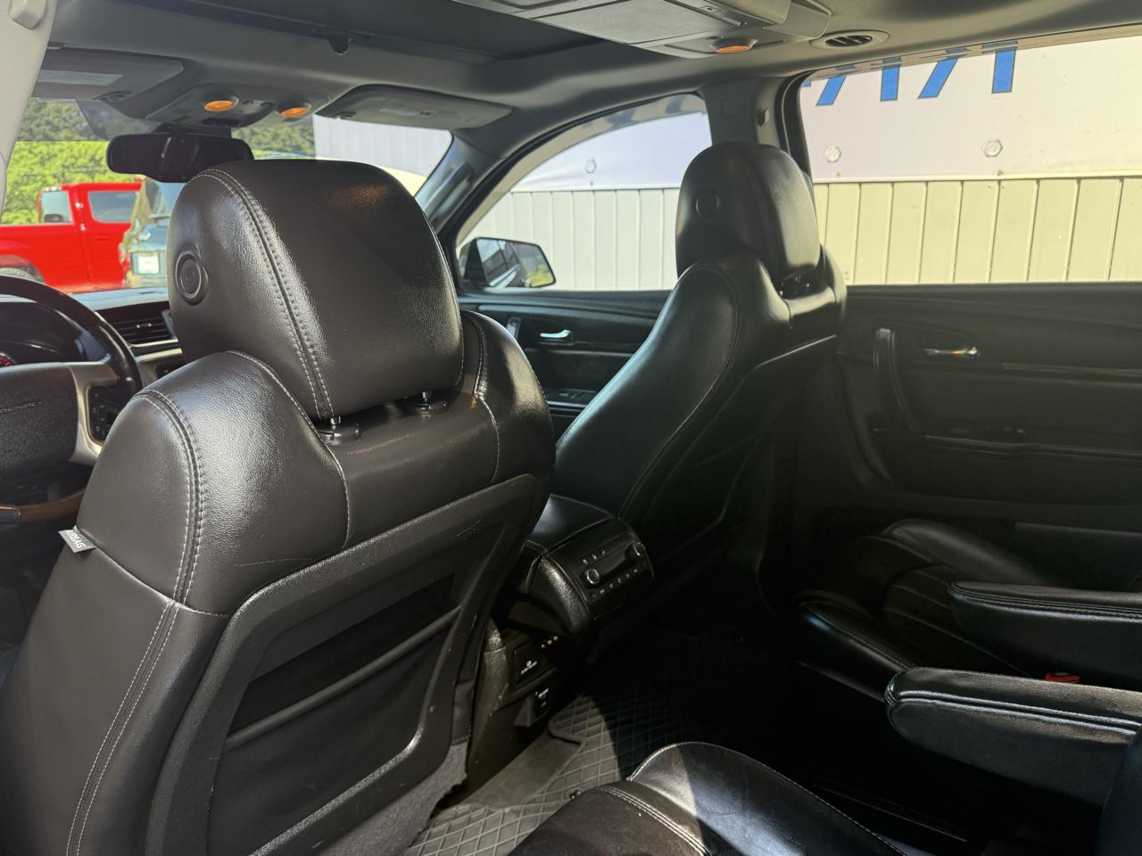 GMC Acadia AWD 4dr Denali 2014