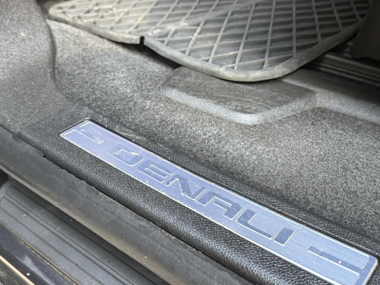 GMC Acadia AWD 4dr Denali 2014
