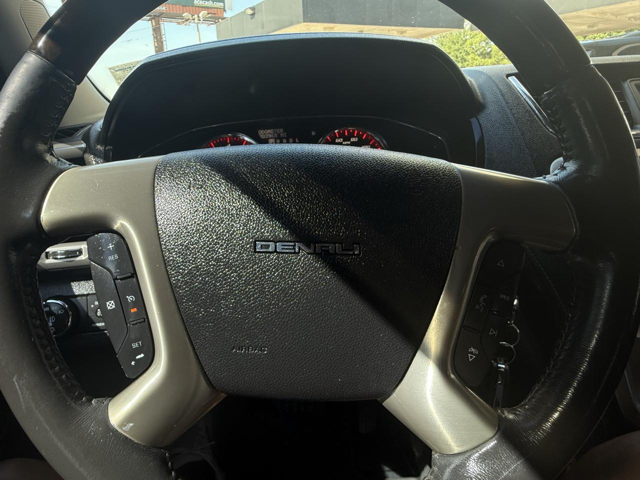 GMC Acadia AWD 4dr Denali 2014