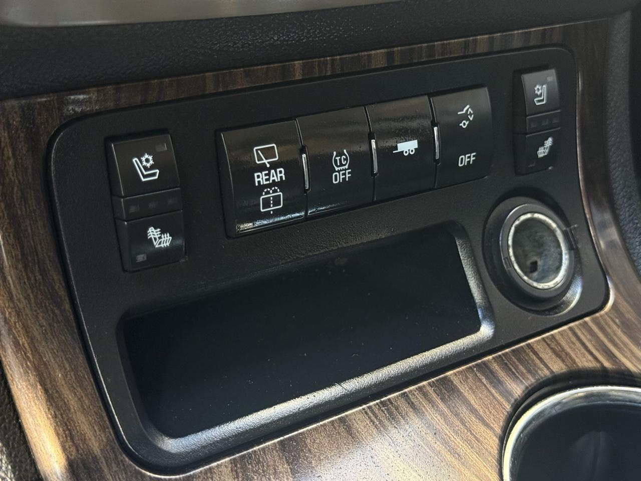 GMC Acadia AWD 4dr Denali 2014