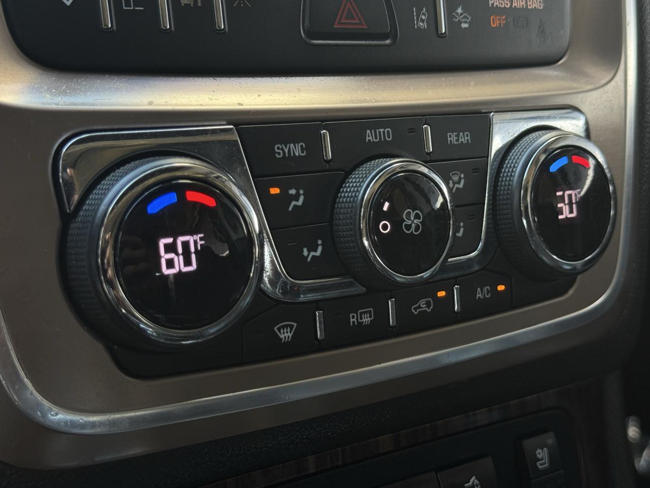 GMC Acadia AWD 4dr Denali 2014
