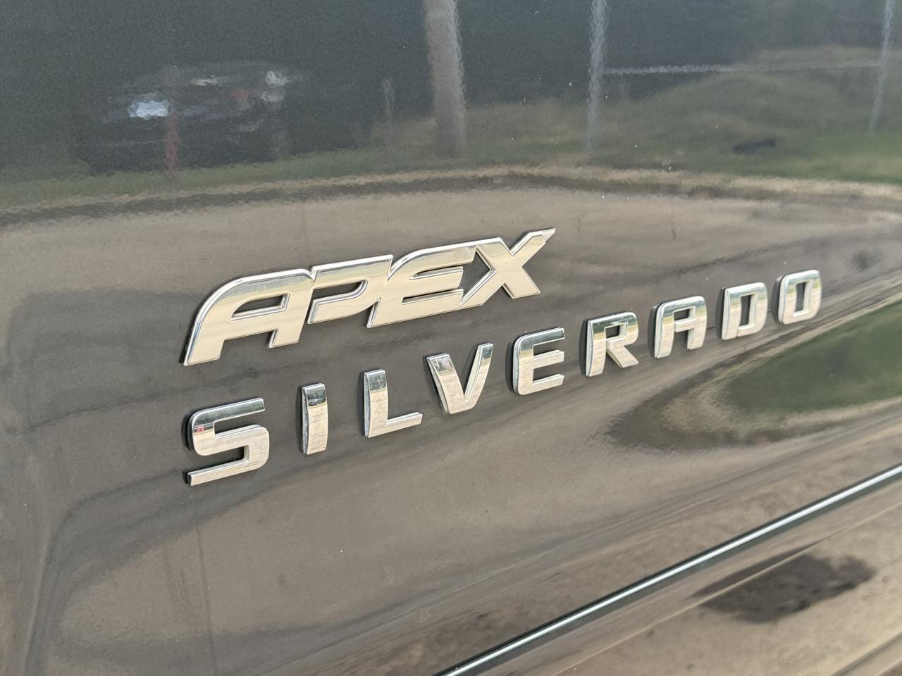 Chevrolet Silverado 1500 4WD Crew Cab 143.5" LT w/2LT 2018