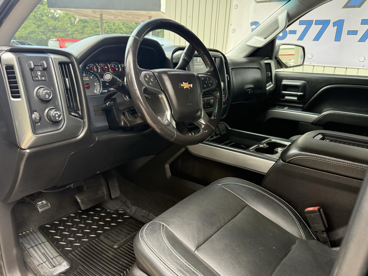 Chevrolet Silverado 1500 4WD Crew Cab 143.5" LT w/2LT 2018