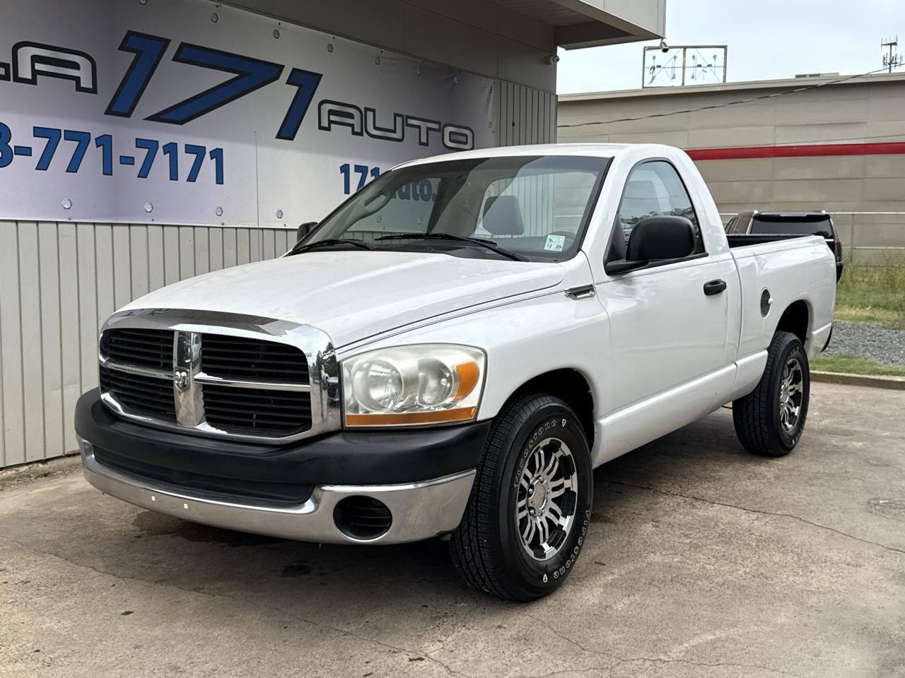 2006 Dodge Ram 1500 2dr Reg Cab 120.5 ST