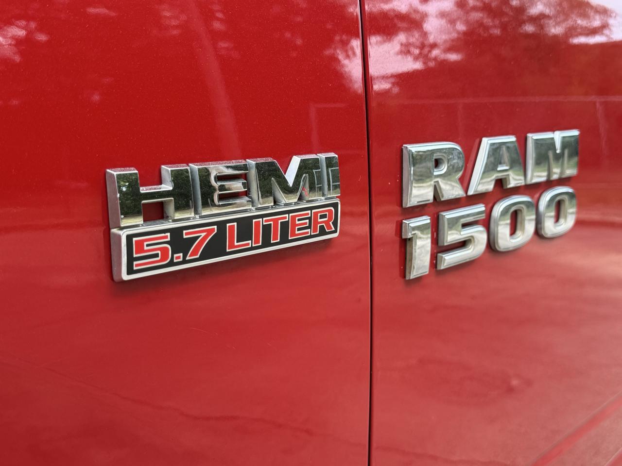 RAM 1500 2WD Crew Cab 140.5" Big Horn 2015