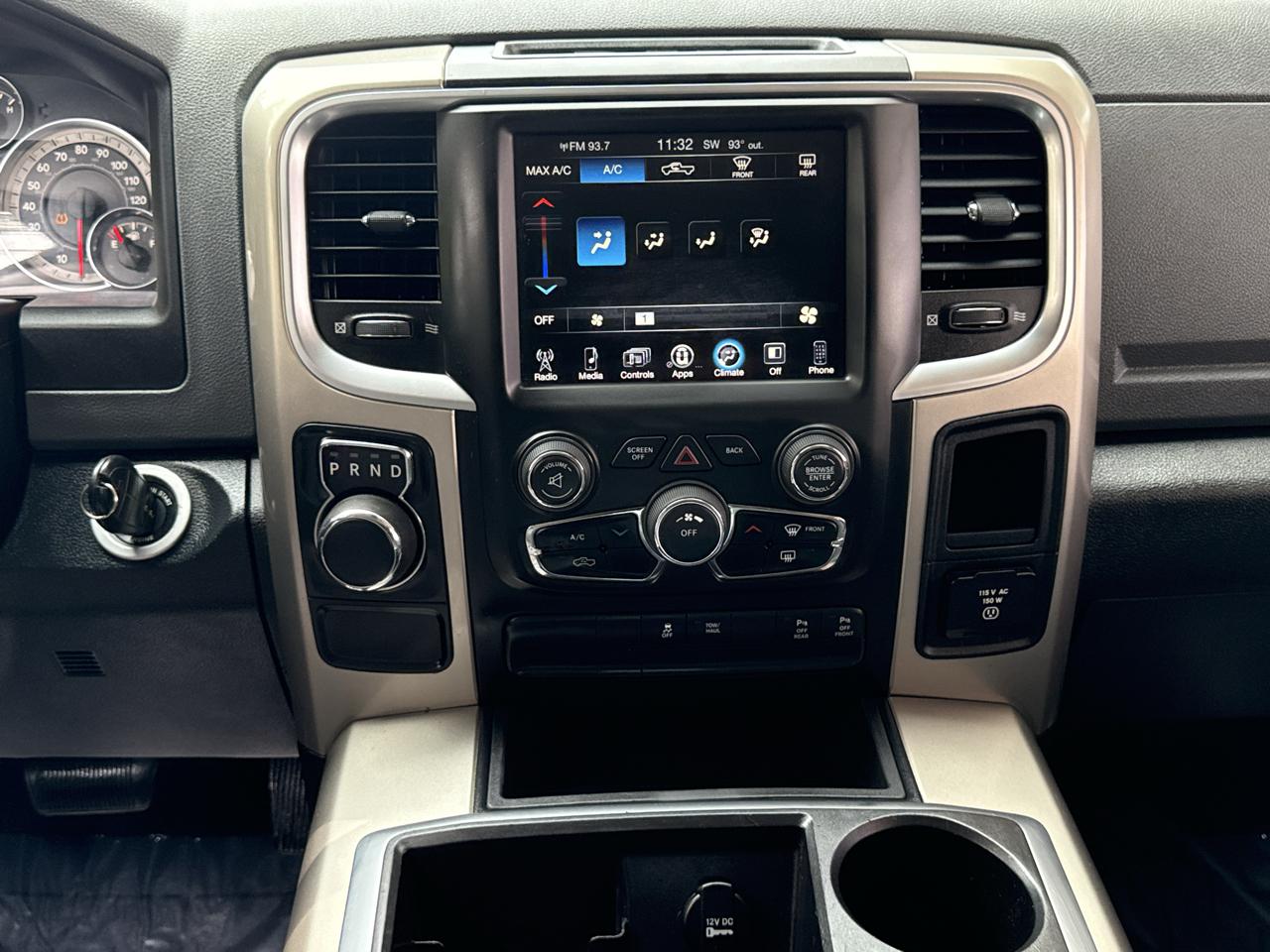 RAM 1500 2WD Crew Cab 140.5" Big Horn 2015