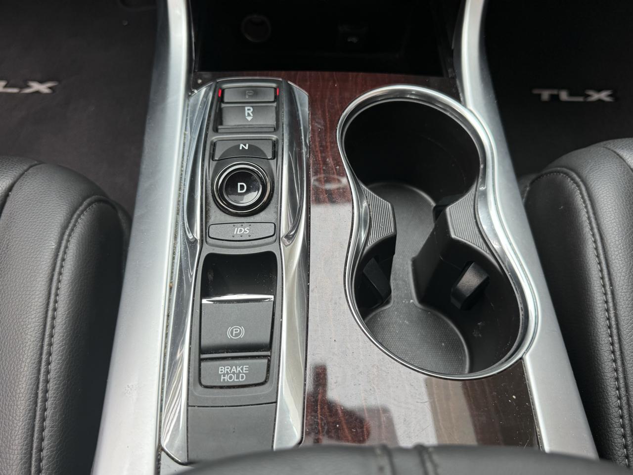 Acura TLX 4dr Sdn FWD V6 2016