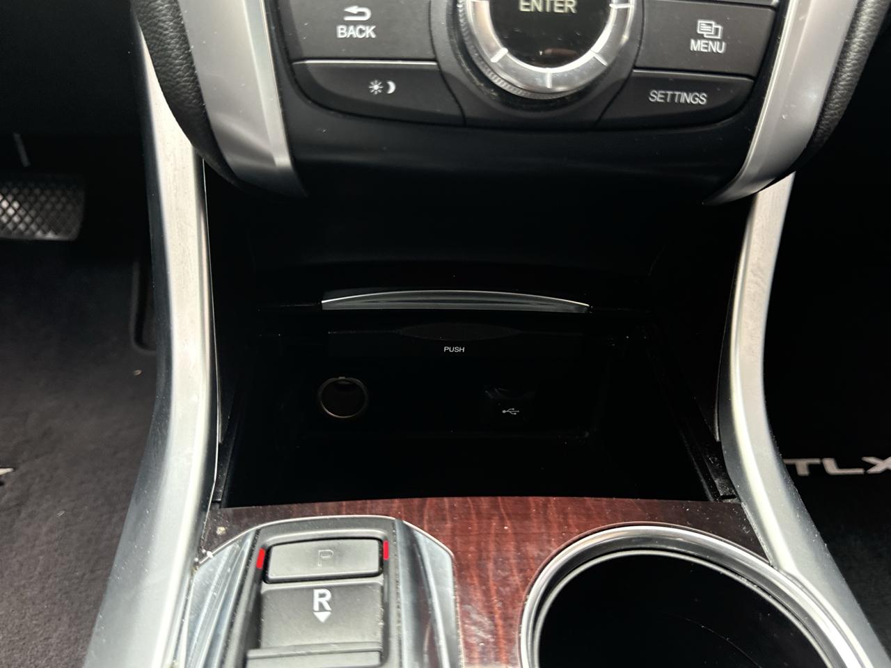 Acura TLX 4dr Sdn FWD V6 2016