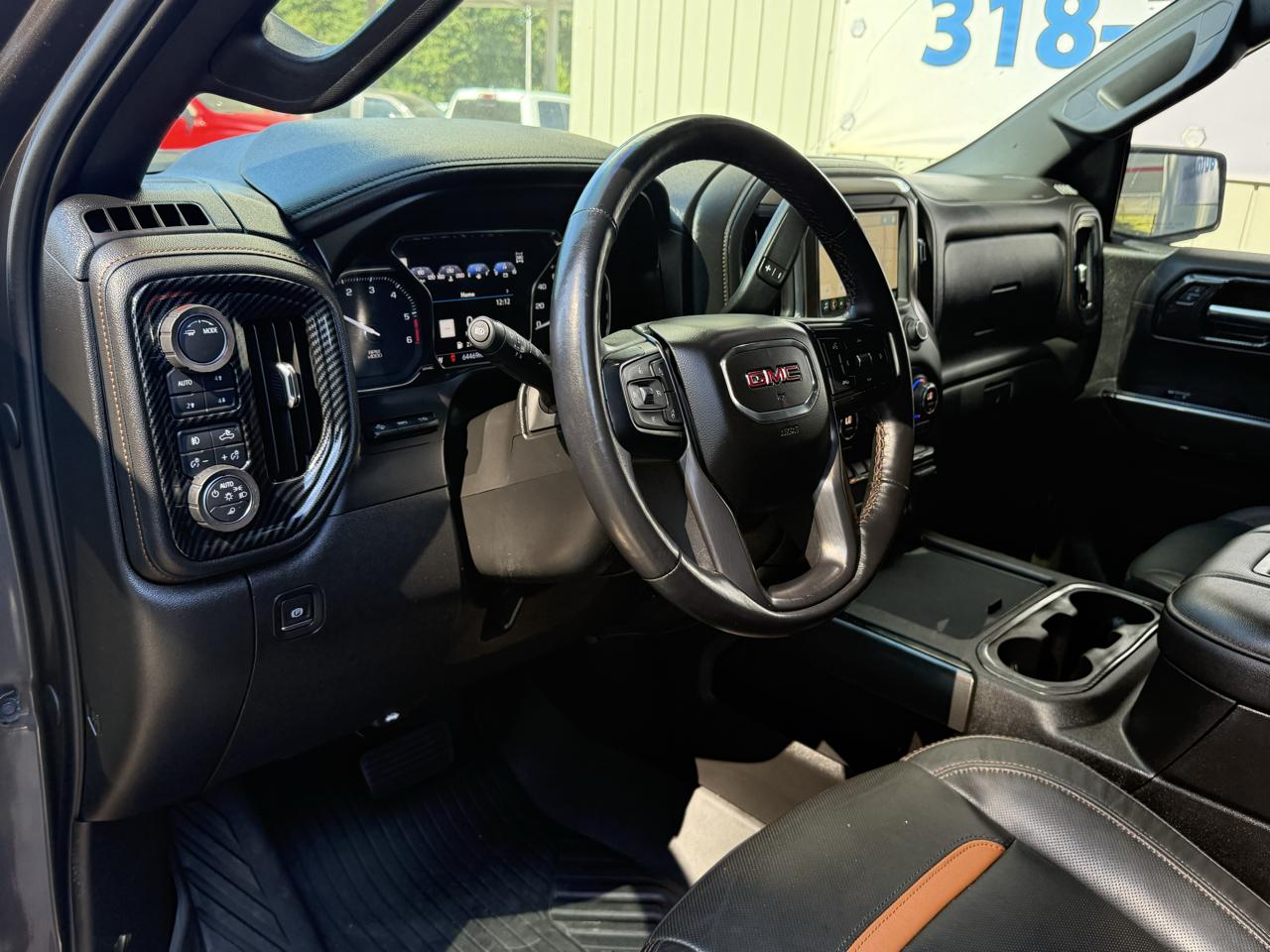 GMC Sierra 1500 4WD Crew Cab 147" AT4 2020