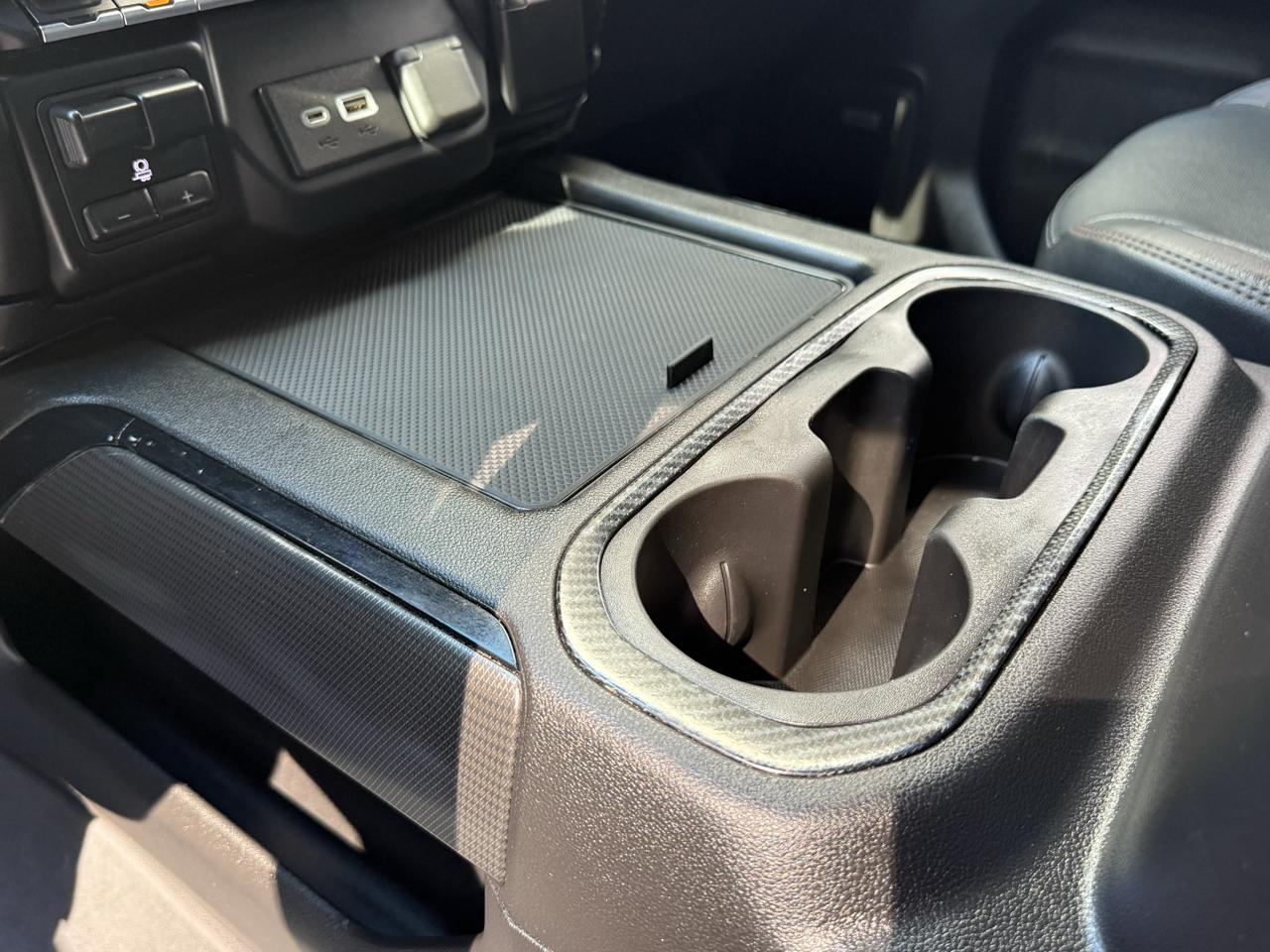 GMC Sierra 1500 4WD Crew Cab 147" AT4 2020