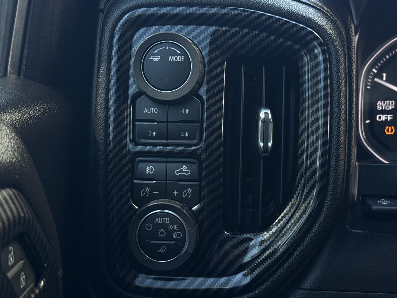 GMC Sierra 1500 4WD Crew Cab 147" AT4 2020