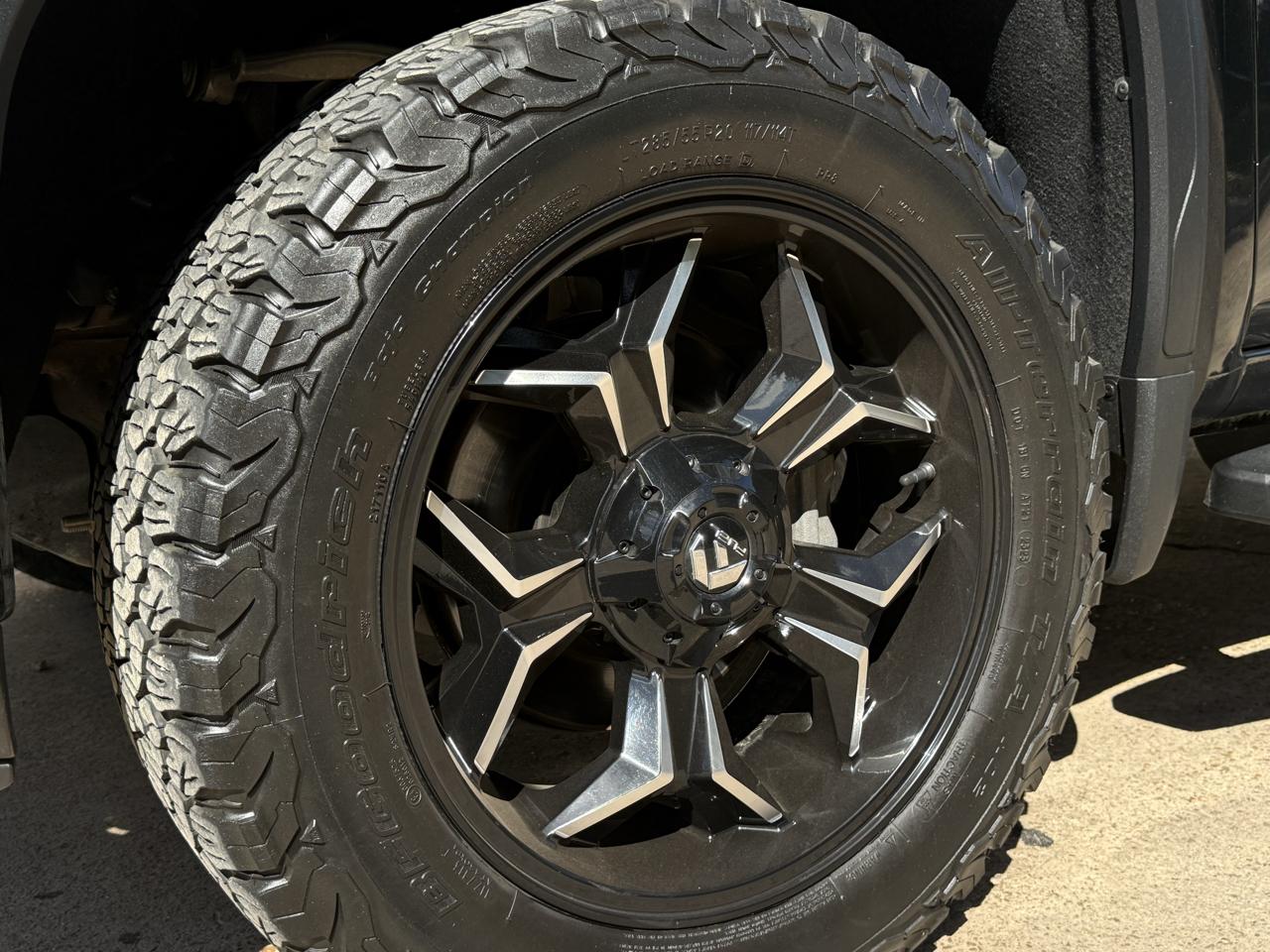 GMC Sierra 1500 4WD Crew Cab 147" AT4 2019