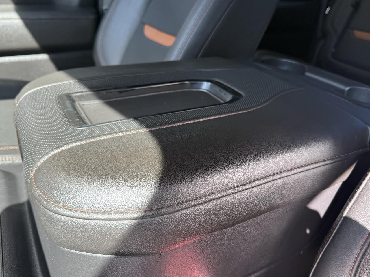 GMC Sierra 1500 4WD Crew Cab 147" AT4 2019