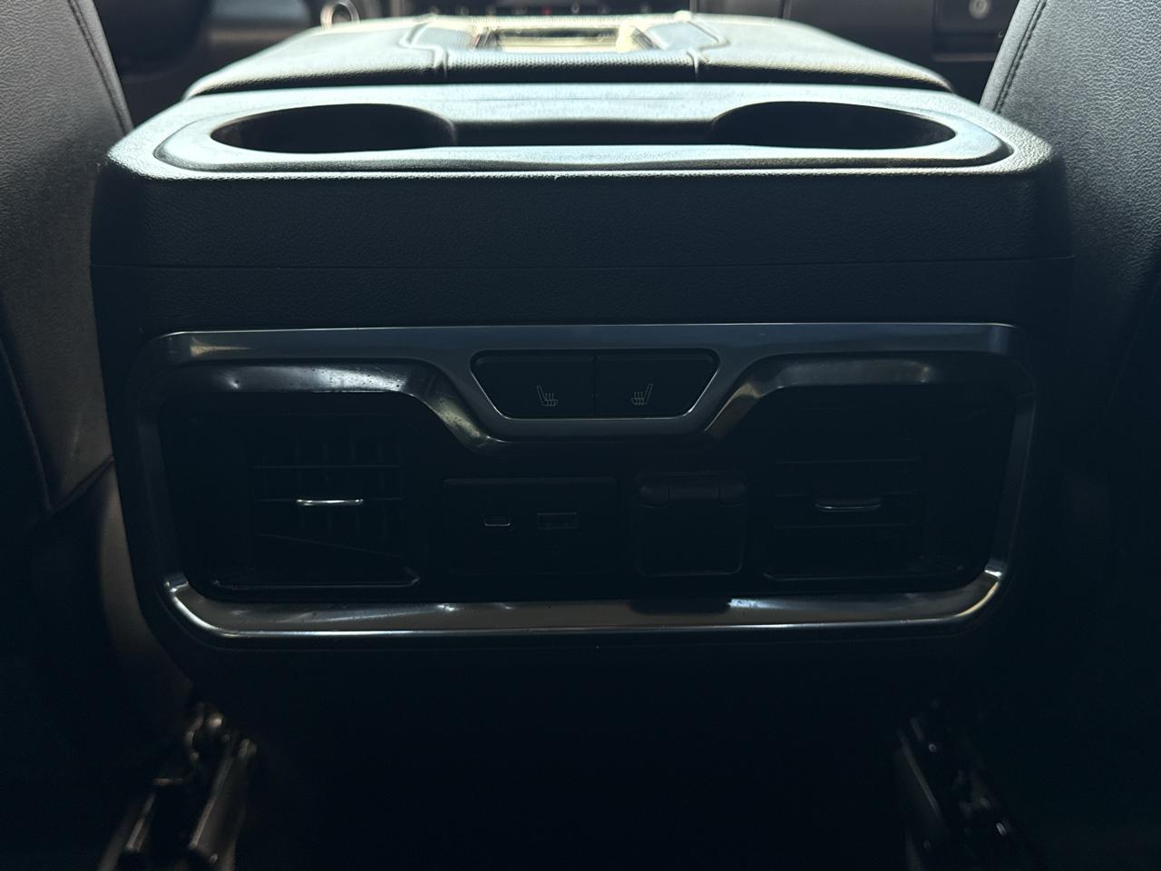 GMC Sierra 1500 4WD Crew Cab 147" AT4 2019
