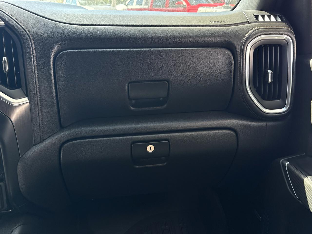 GMC Sierra 1500 4WD Crew Cab 147" AT4 2019