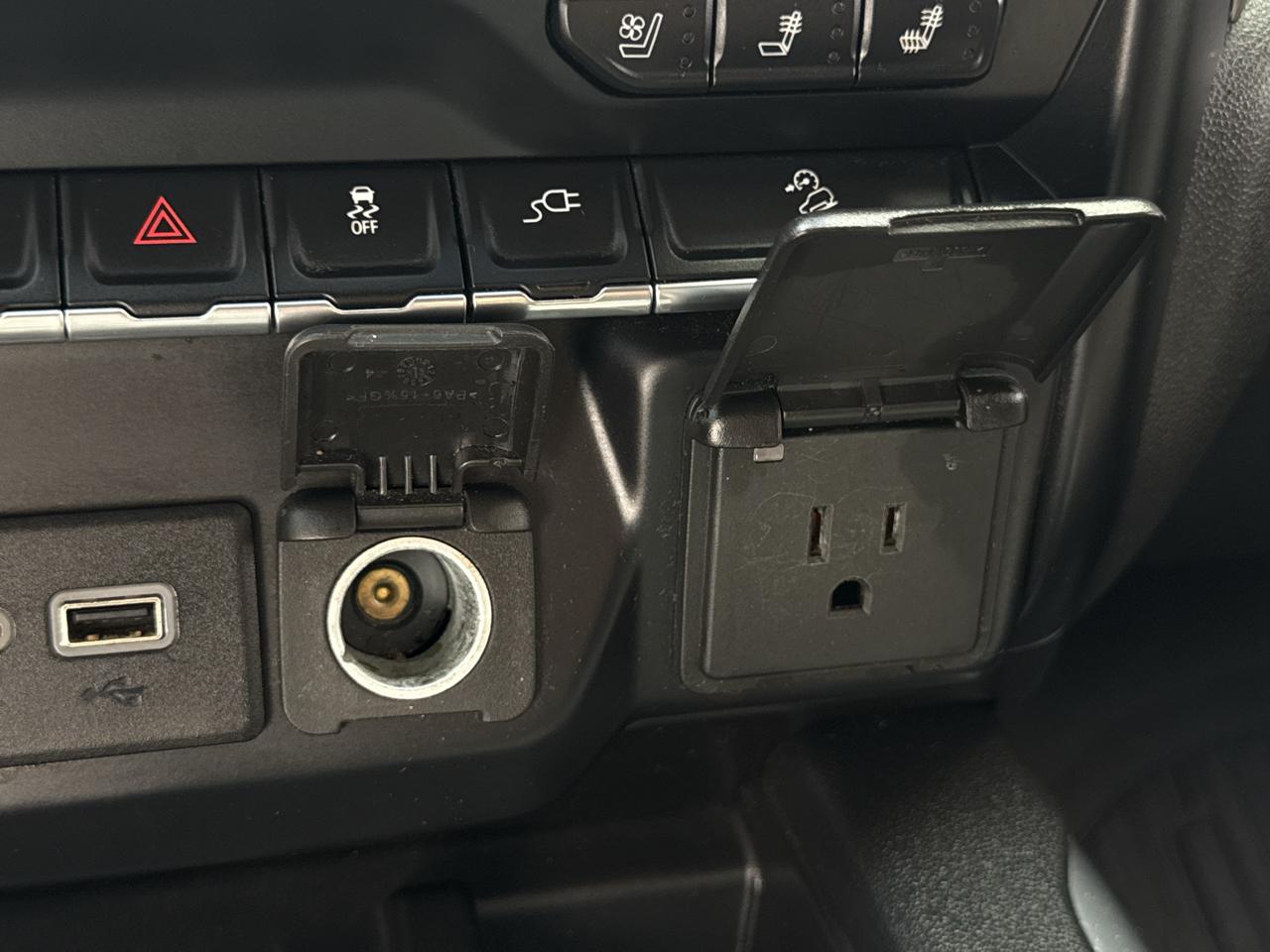 GMC Sierra 1500 4WD Crew Cab 147" AT4 2019