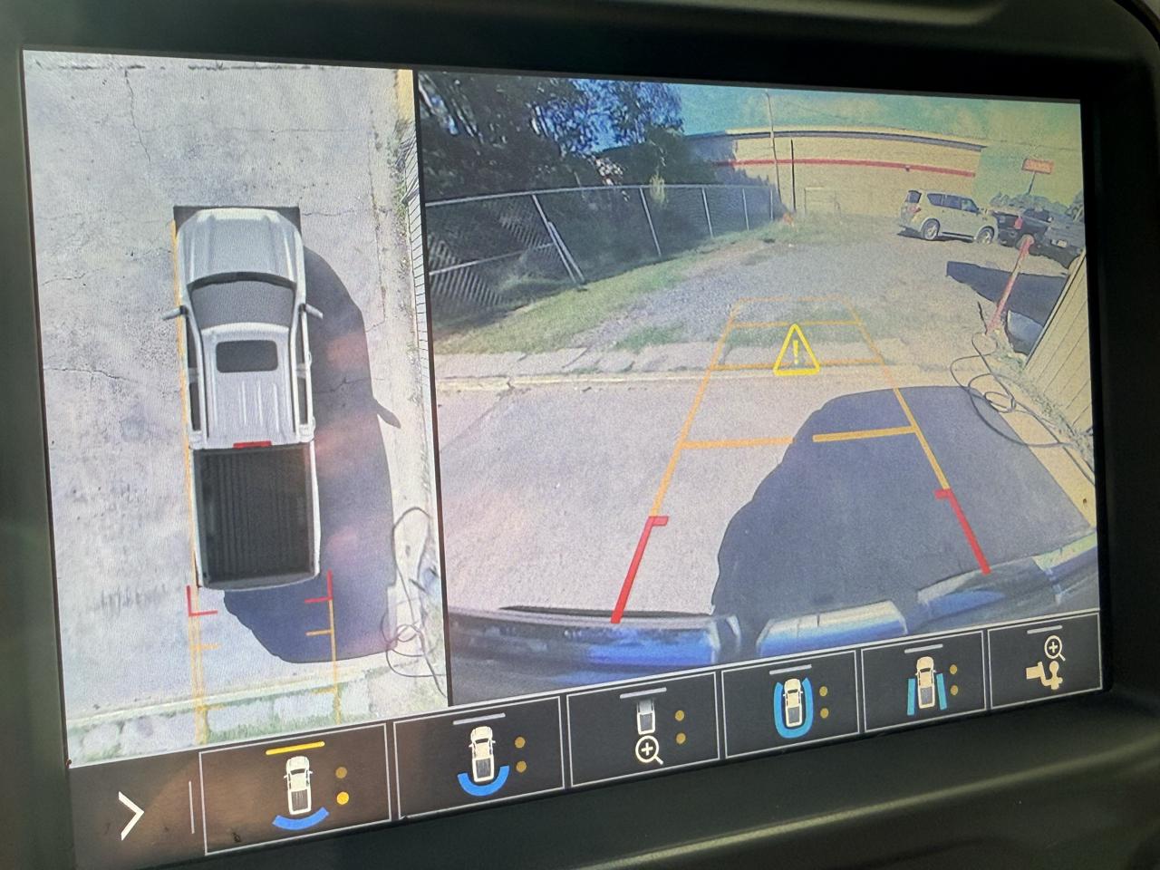 GMC Sierra 1500 4WD Crew Cab 147" AT4 2019