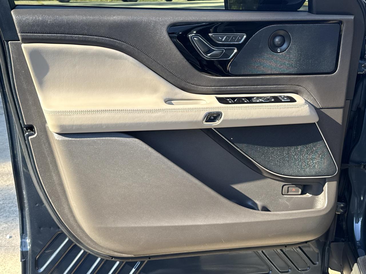 Lincoln Aviator Reserve AWD 2022