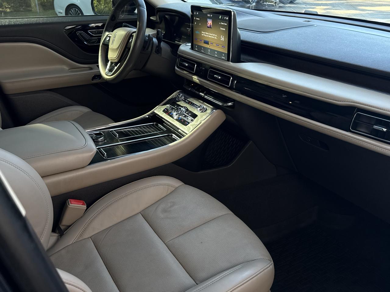 Lincoln Aviator Reserve AWD 2022