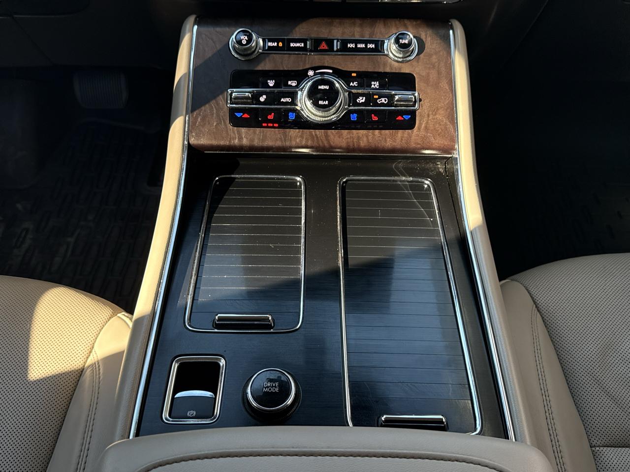 Lincoln Aviator Reserve AWD 2022