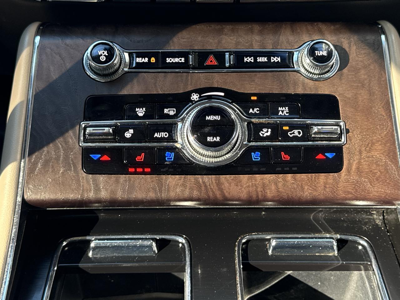 Lincoln Aviator Reserve AWD 2022