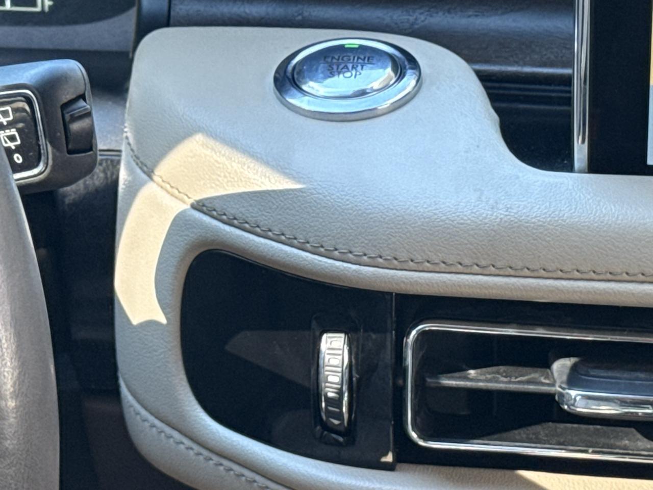 Lincoln Aviator Reserve AWD 2022