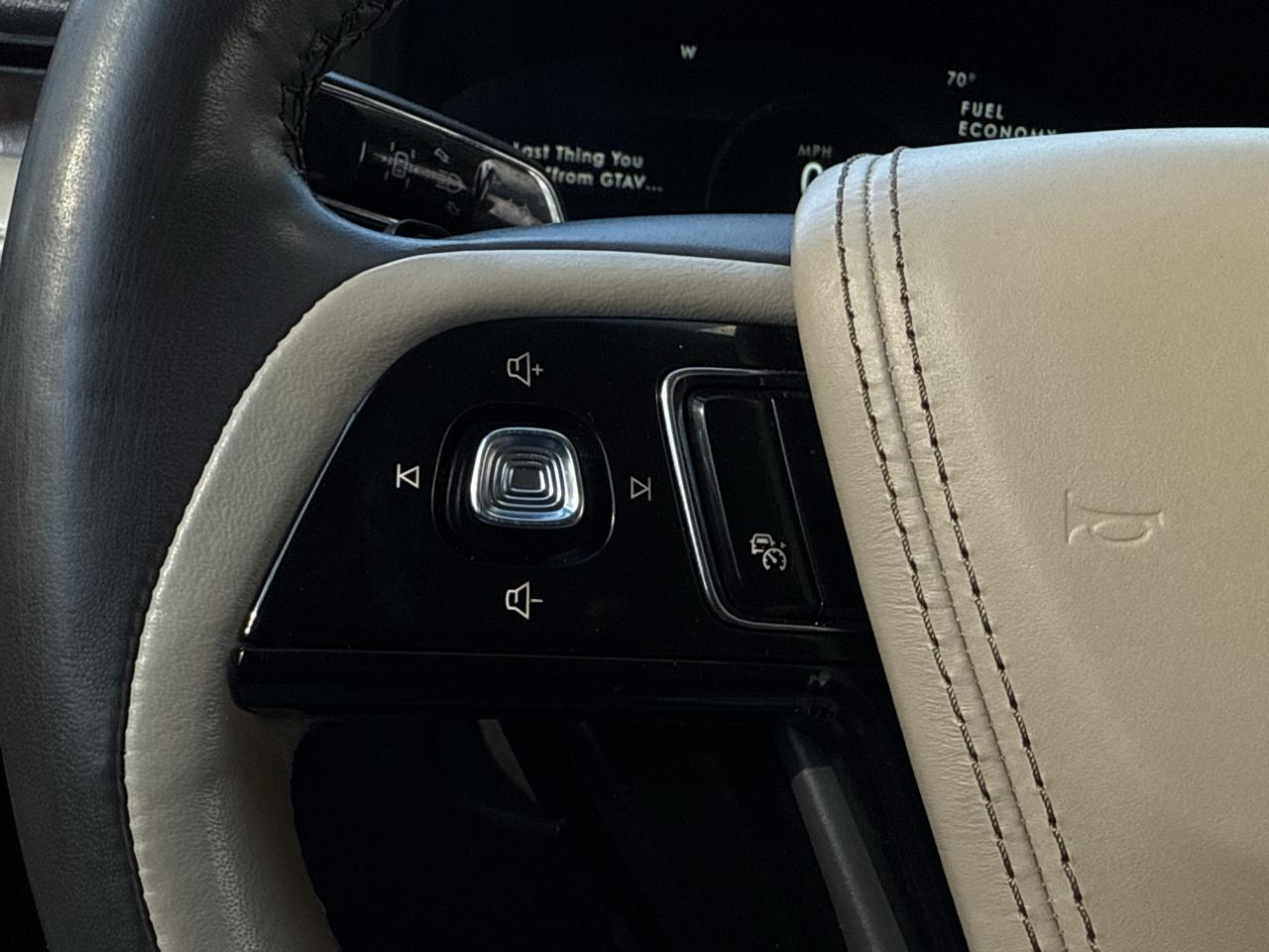Lincoln Aviator Reserve AWD 2022