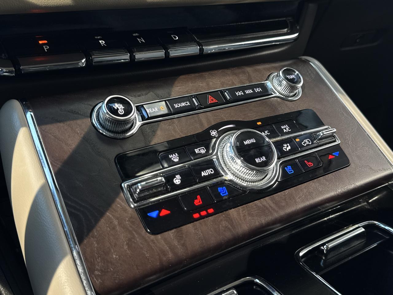 Lincoln Aviator Reserve AWD 2022