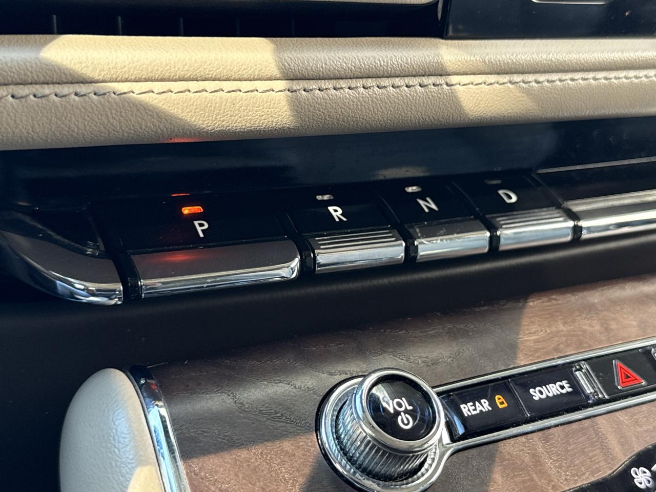 Lincoln Aviator Reserve AWD 2022
