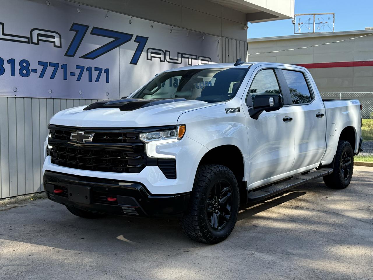 2024 Chevrolet Silverado 1500 4WD Crew Cab 147" LT Trail Boss