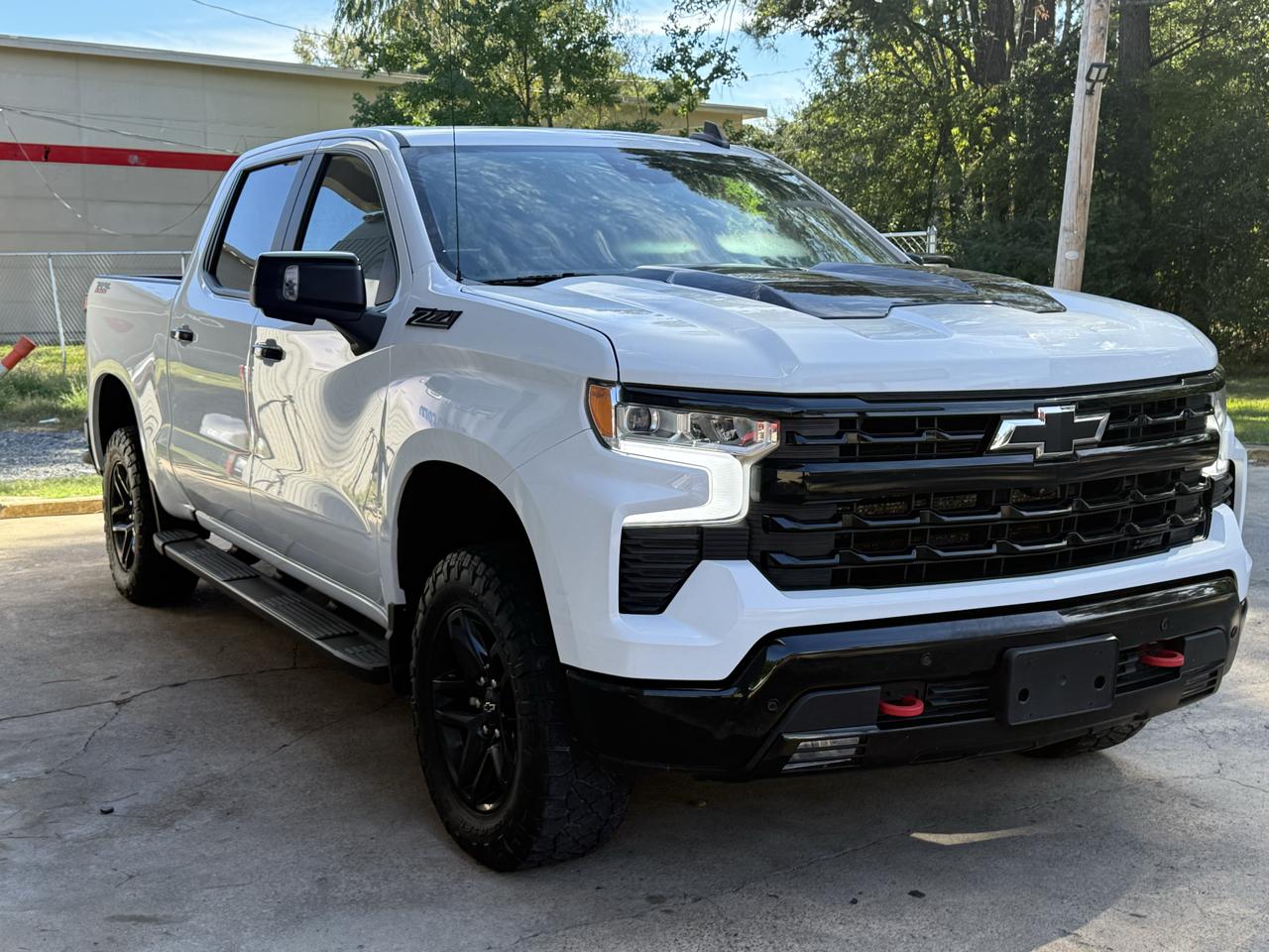Chevrolet Silverado 1500 4WD Crew Cab 147" LT Trail Boss 2024